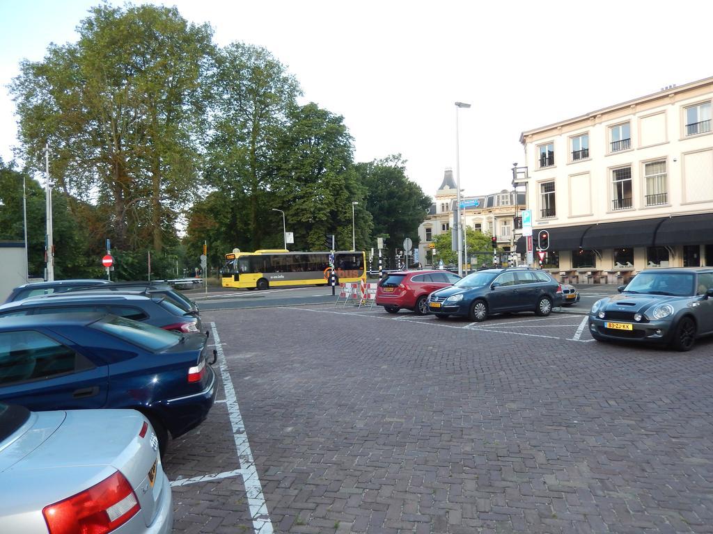 Hotel Oorsprongpark City Centre Utrecht Exterior photo